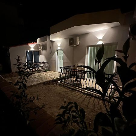 Fiore Rooms 2 คซามิล ภายนอก รูปภาพ